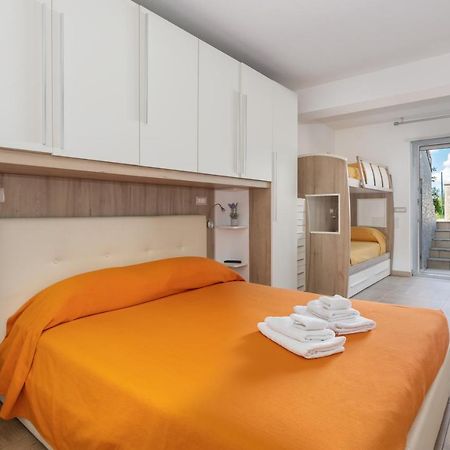 Oristano Camera Arancio Max 3Pers,Bagno,Uso Cucina Buitenkant foto